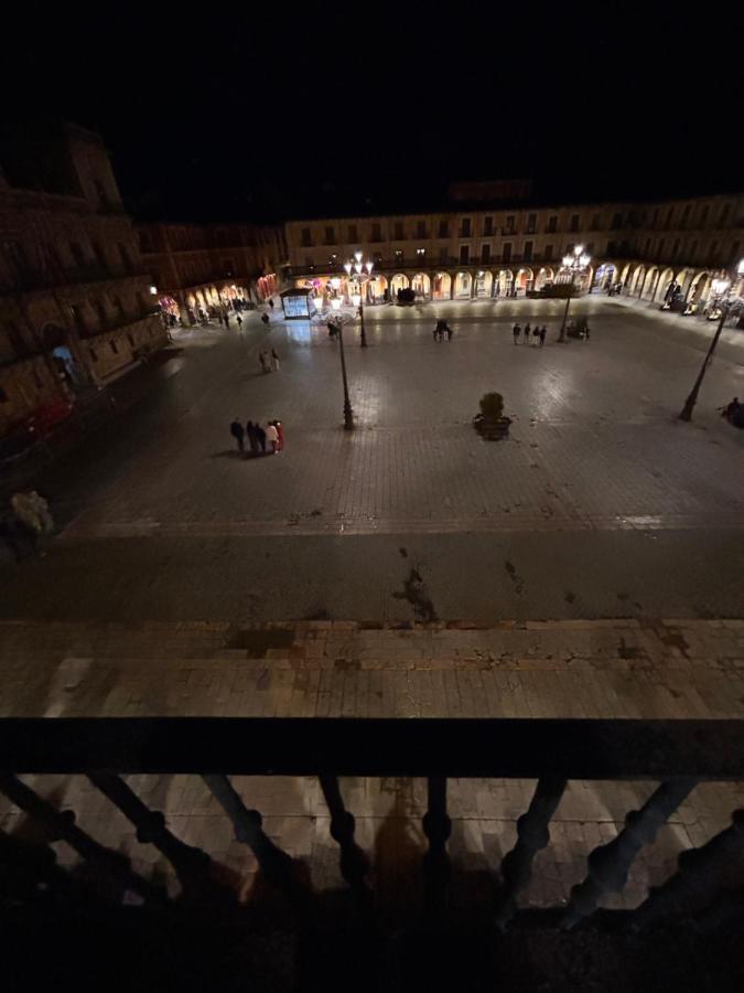 Plaza Mayor Leon - Bohemia Extérieur photo